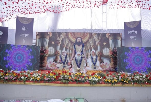 108-कुंड-योग-महायज्ञ-एवं-106वां-शुभ-जन्मोत्सव-दिव्य-भक्ति-भाव-के-साथ-सम्पन्न