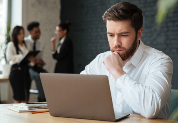 Zero-Balance Account vs Regular Savings Account